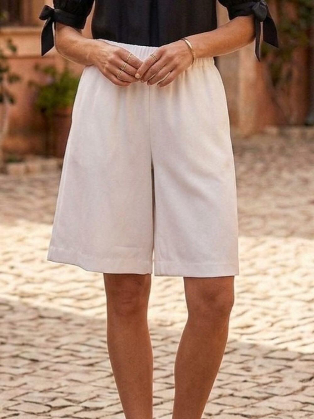 Vince Cream Bermuda Shorts